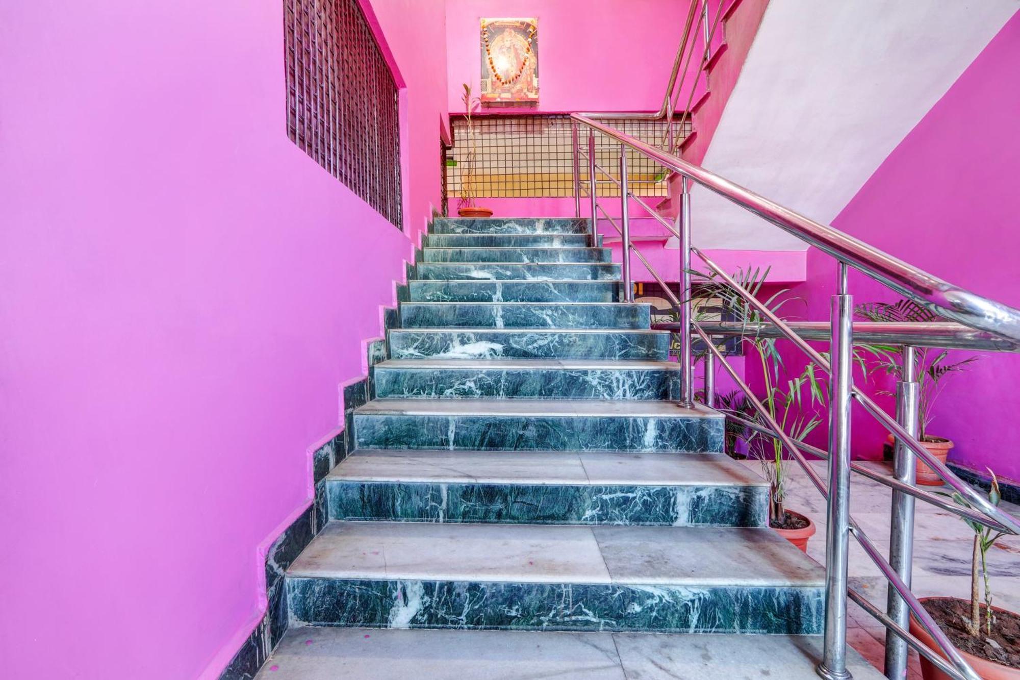 Oyo Flagship Hotel Samruddhi Lodge Nirmal  Exteriér fotografie